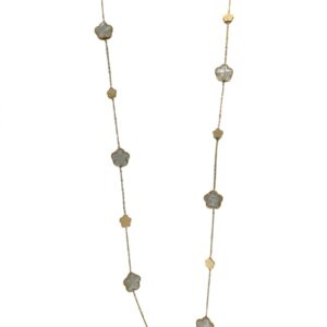 Bloom Necklace in Mother-of-Pearl Color